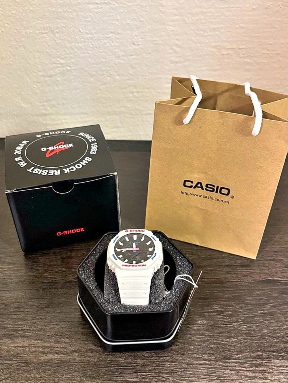 Casio G-SHOCK 2100 White Red Blue Analog Digital Watch